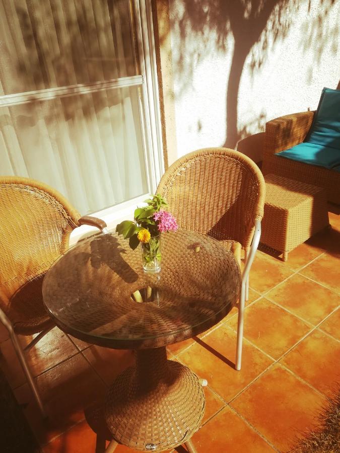 Готель Marzi Beach And Bungalows Kokkonion Екстер'єр фото